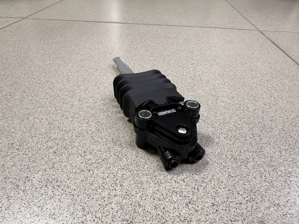 Кран уровня пола кабины HOWO,SHAANXI