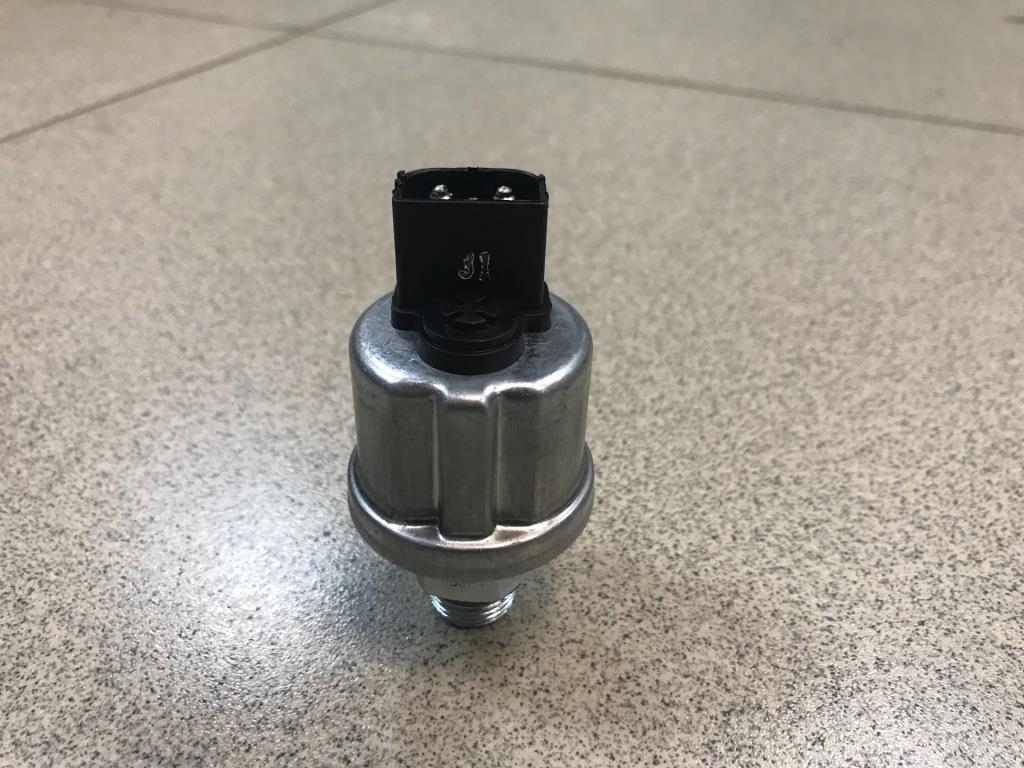 Датчик давления масла HOWO EВРО-3