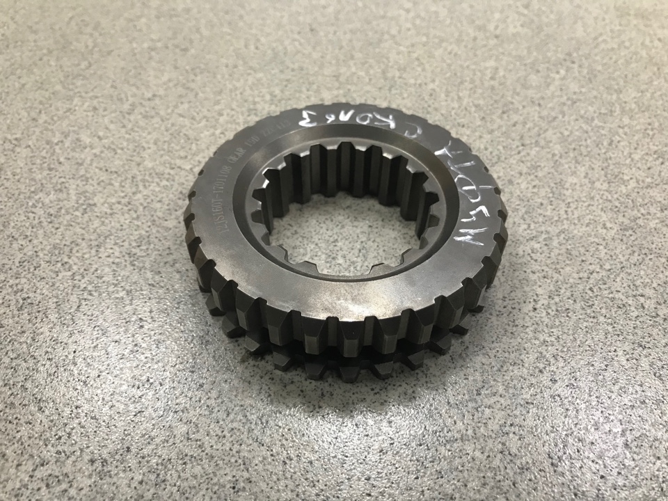 Муфта вторичного вала КПП-12JS