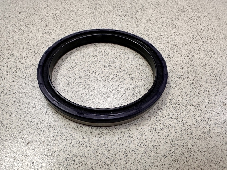 Сальник коленвала задний WP12 SHAANXI 115x140x12.5