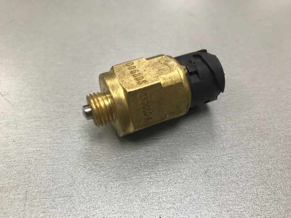 Датчик КПП заднего хода SHAANXI, МАЗ