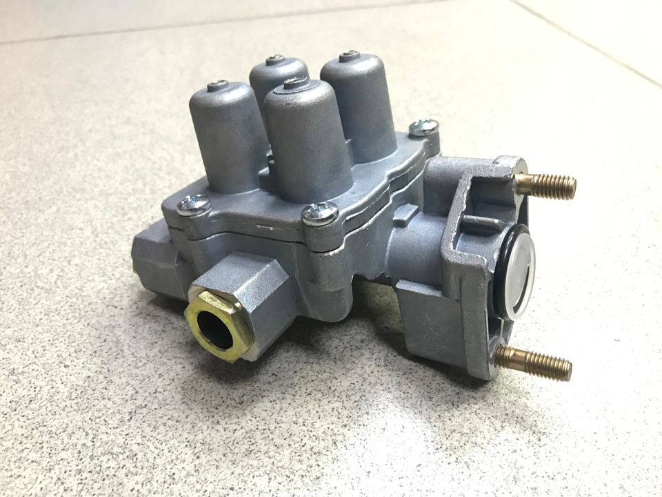 Клапан тормозной 4-х контурный SHAANXI X3000