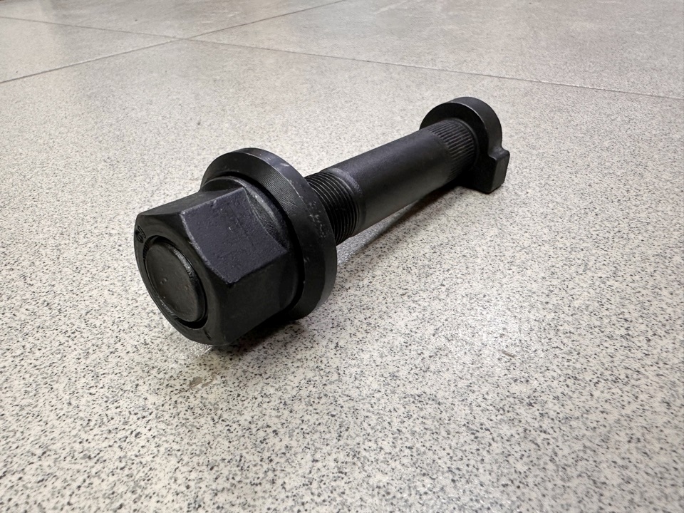 Болт колесный задний SHAANXI F3000 М22 L=130 CREATEK CK8069B