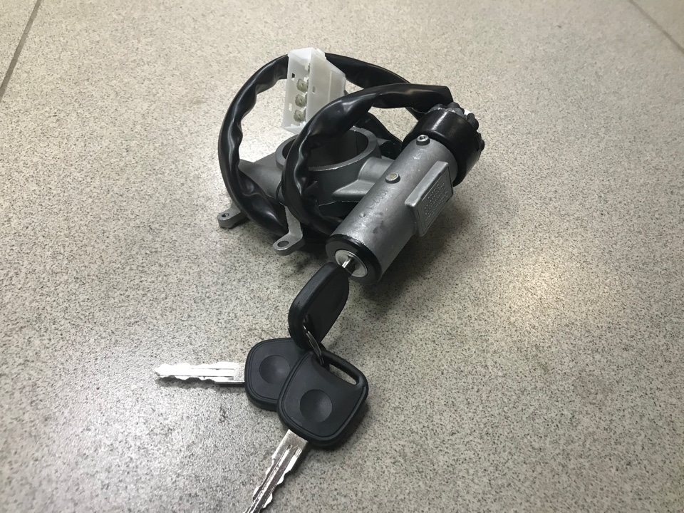 Замок зажигания SHAANXI CREATEK