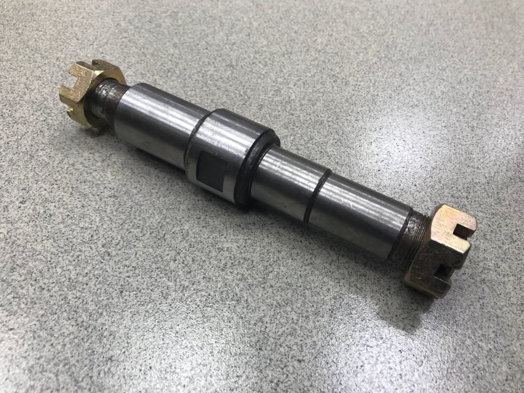 Палец передней тормозной колодки с гайками HOWO