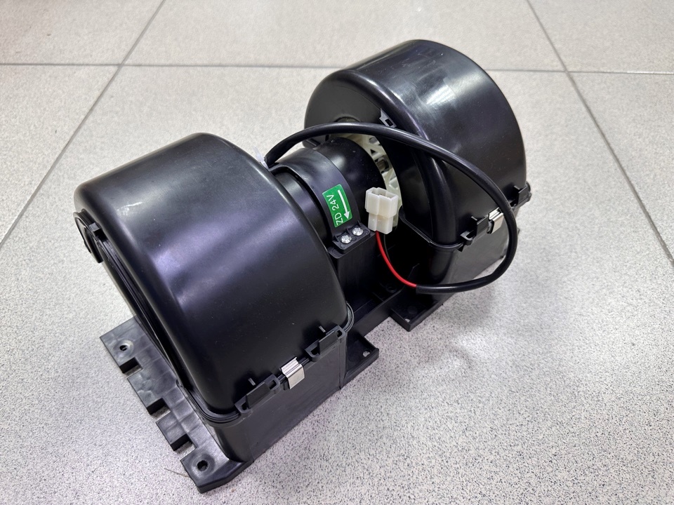 Мотор отопителя SHAANXI F2000 L=325