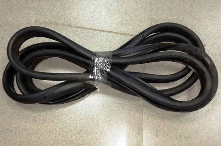 Уплотнитель лобового стекла SHAANXI