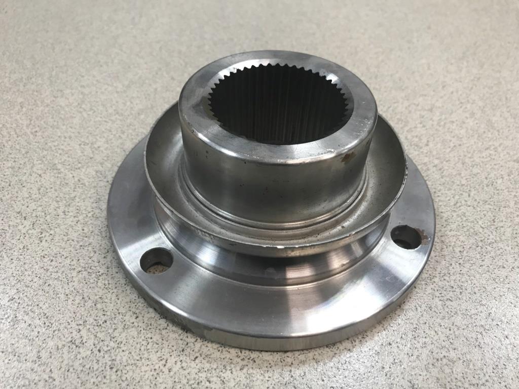 Фланец редуктора HOWO, SHAANXI D=165, 4 отв, Н=70 (мелкий шлиц)