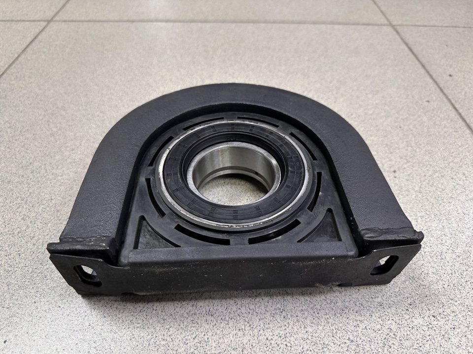 Подшипник подвесной HOWO (2 отв.) D=65 L=200 H=36