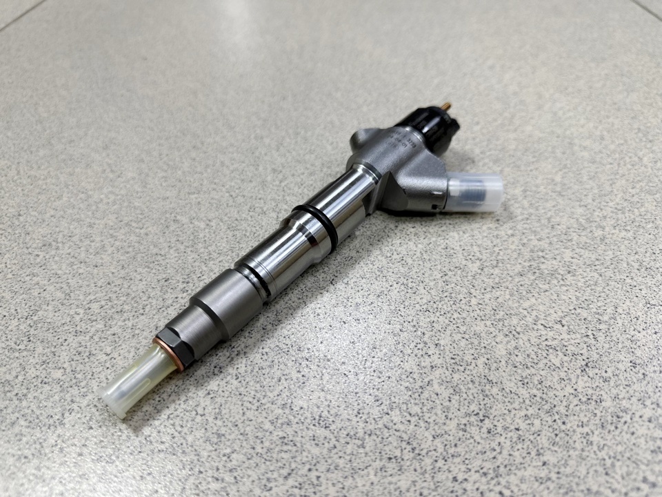 Форсунка WD-615 HOWO ЕВРО-4,5 BOSCH