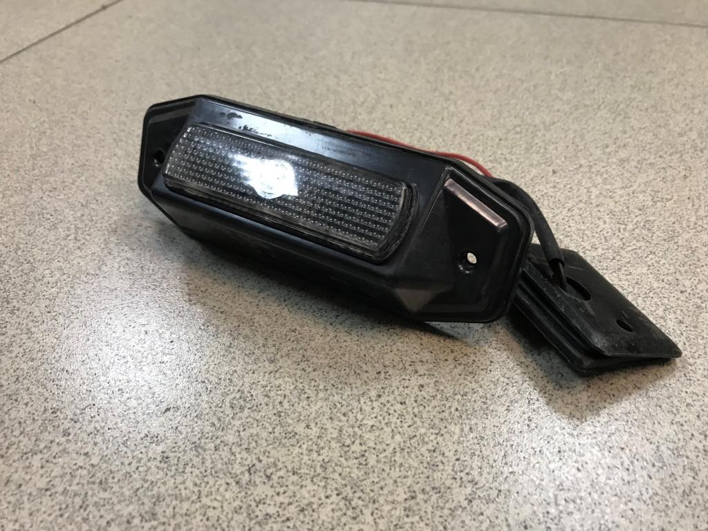 Фонарь солнцезащитного козырька HOWO