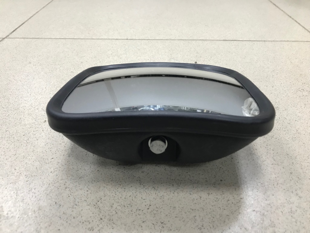 Зеркало заднего вида модель V2 (180х180) без подогрева