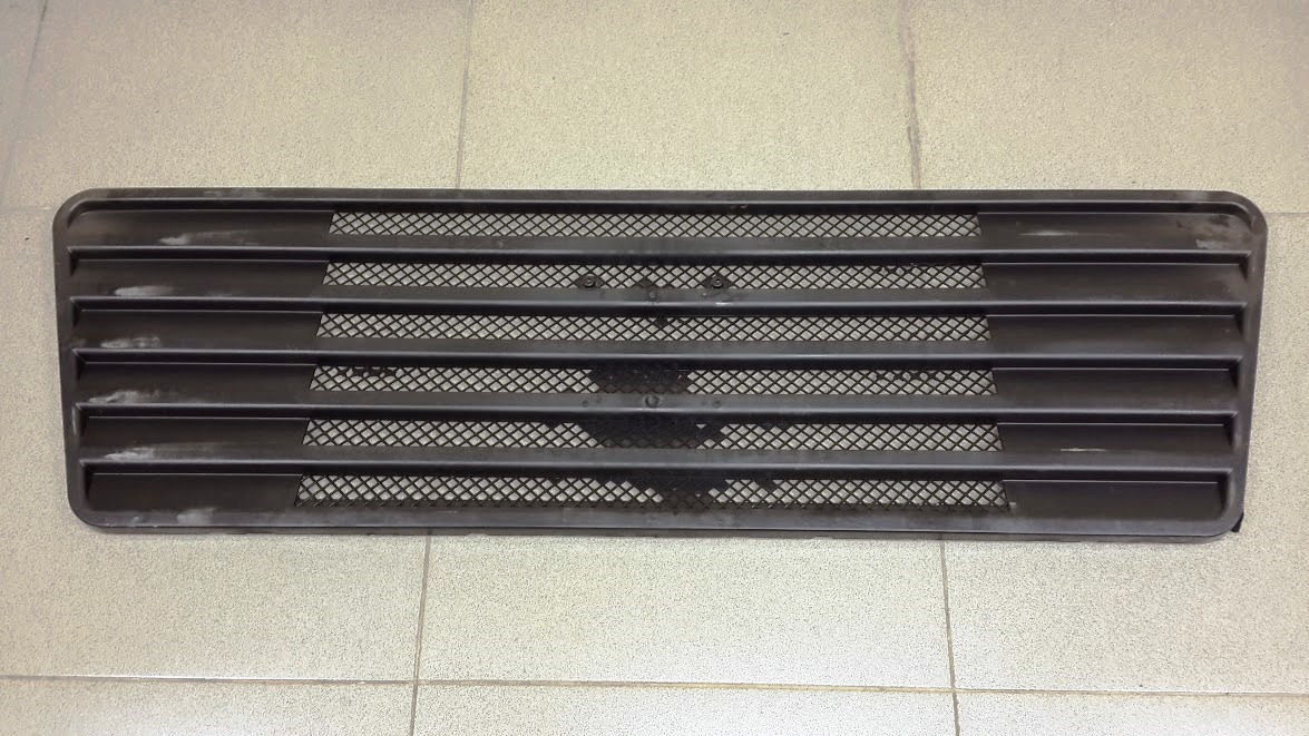 Решетка капота SHAANXI F-2000