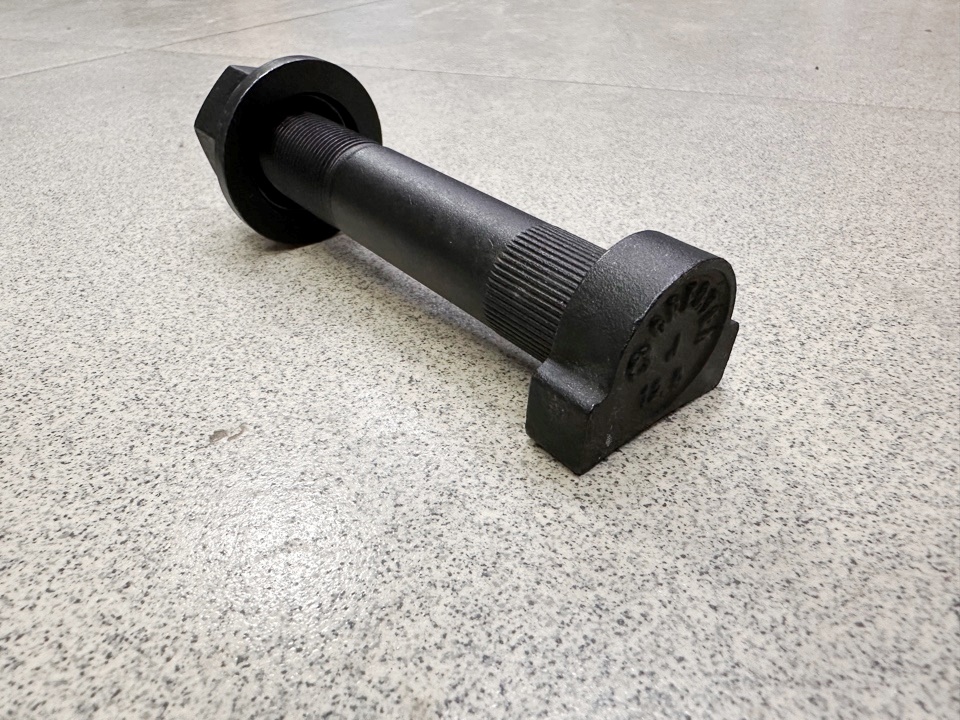 Болт колесный задний SHAANXI F3000 М22 L=130 CREATEK CK8069B