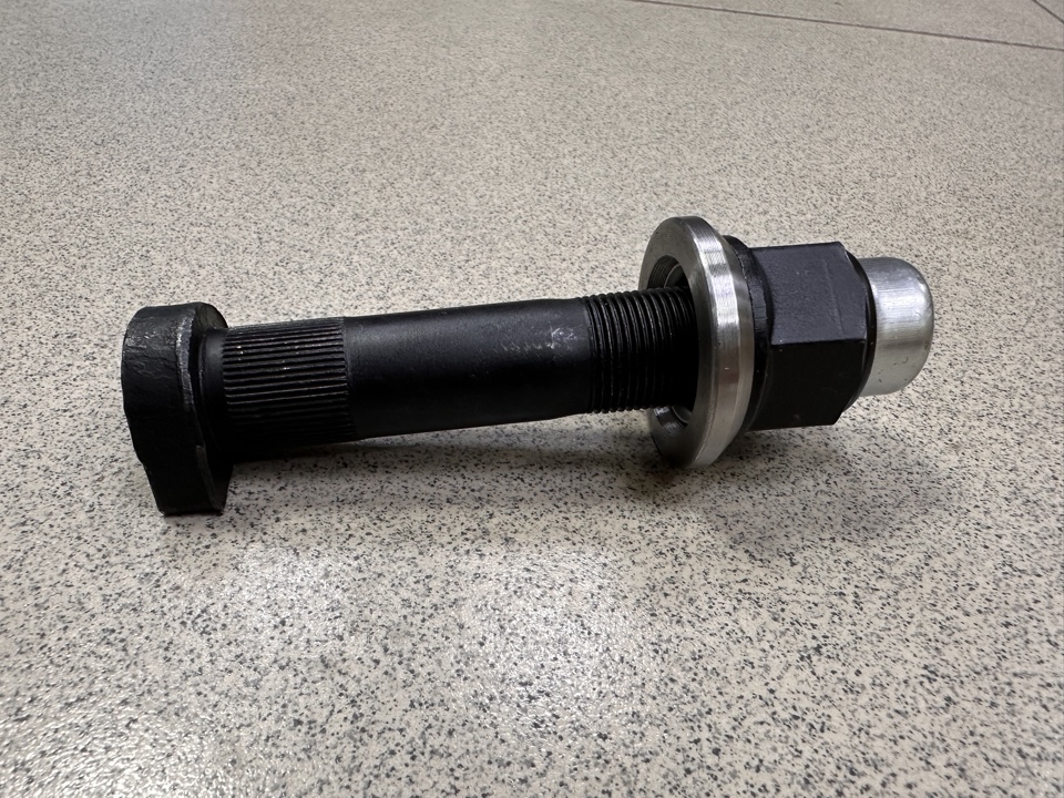 Болт колесный задний SHAANXI F3000 М22 L=130  с насечками MALANG