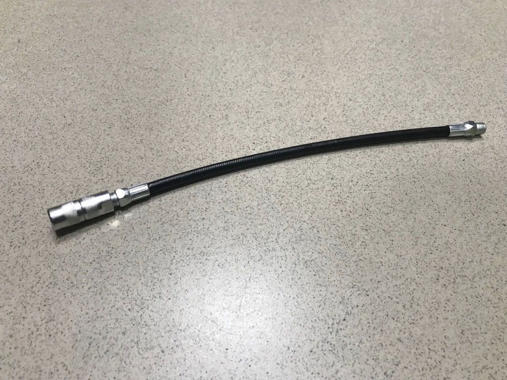 Шланг смазочный для шприца 300мм