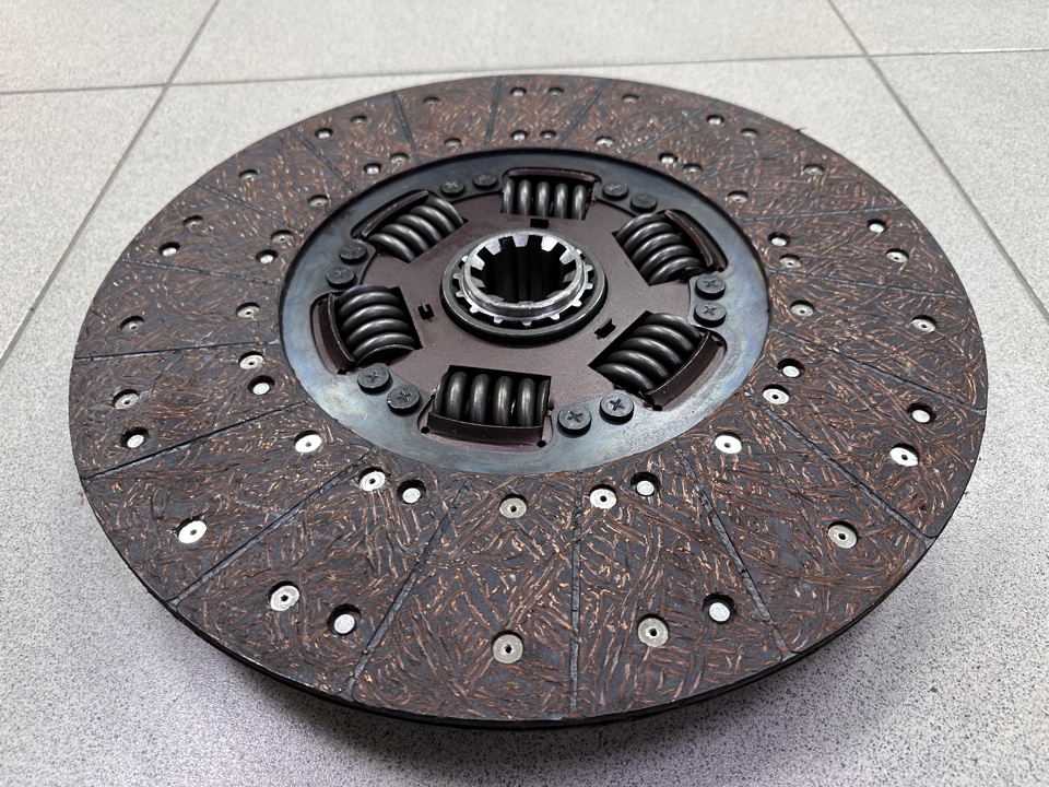 Диск ведомый Ø430 52 СМ HOWO, SHAANXI (VALEO)