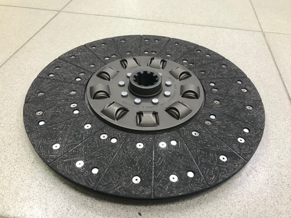 Диск сцепления Ø420 HOWO, SHAANXI LEO