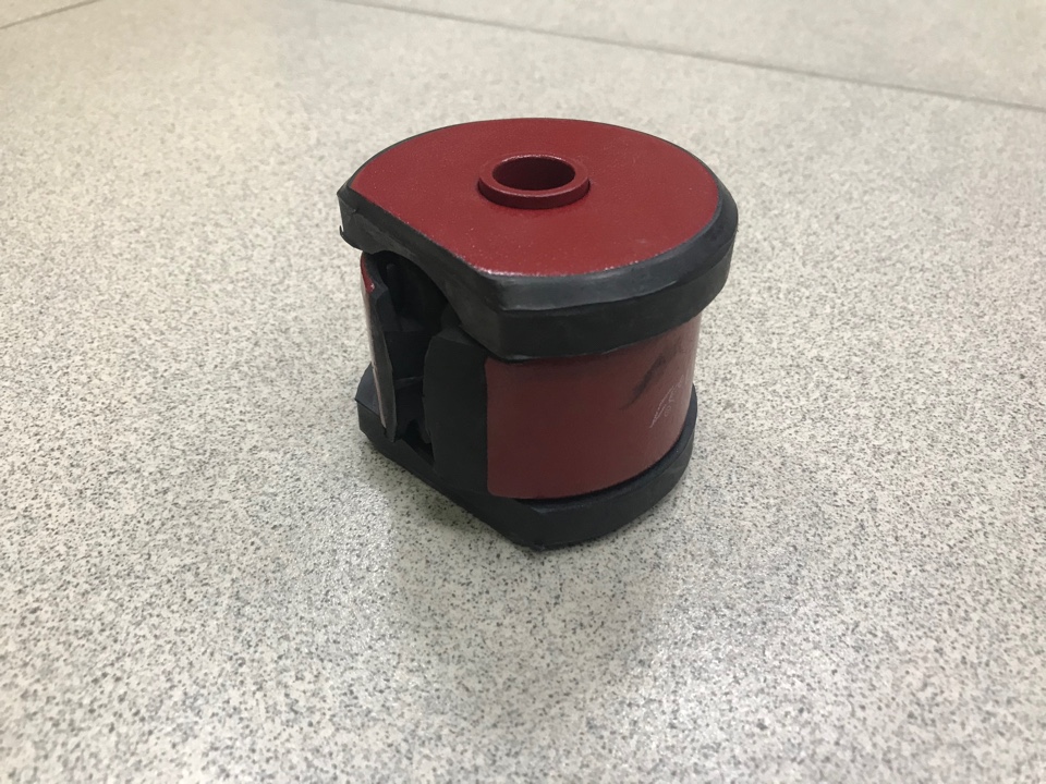 Втулка торсиона кабины SHAANXI F3000 LEO