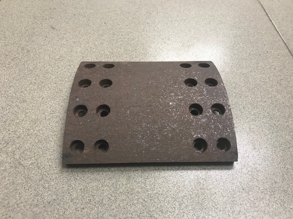 Накладка тормозная 16 отверстий задняя CREATEK