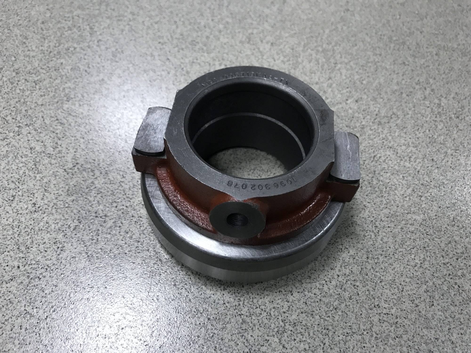 Муфта выжимная HOWO,SHAANXI 996713