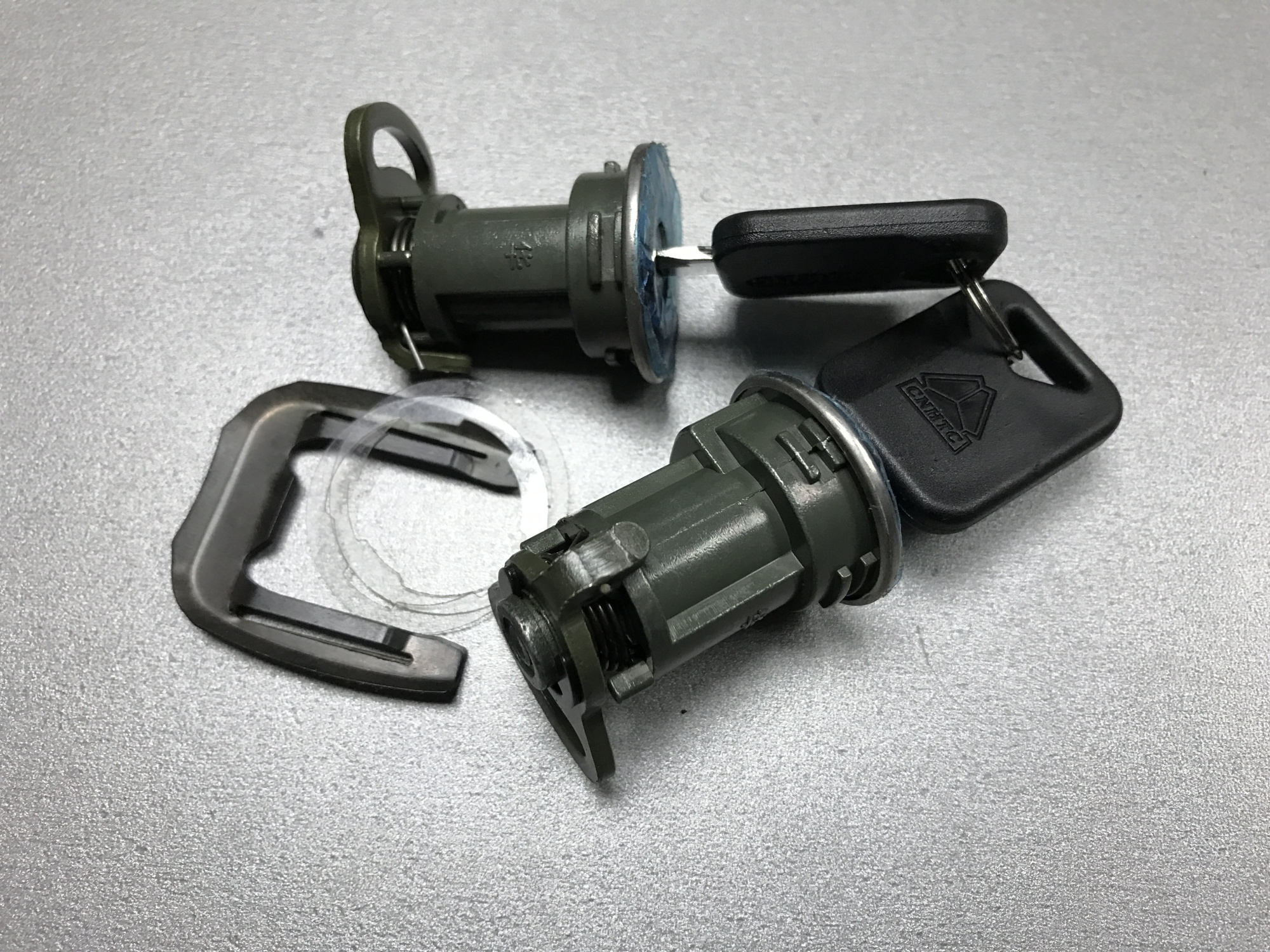 Личинка замка двери HOWO, SHAANXI с ключом