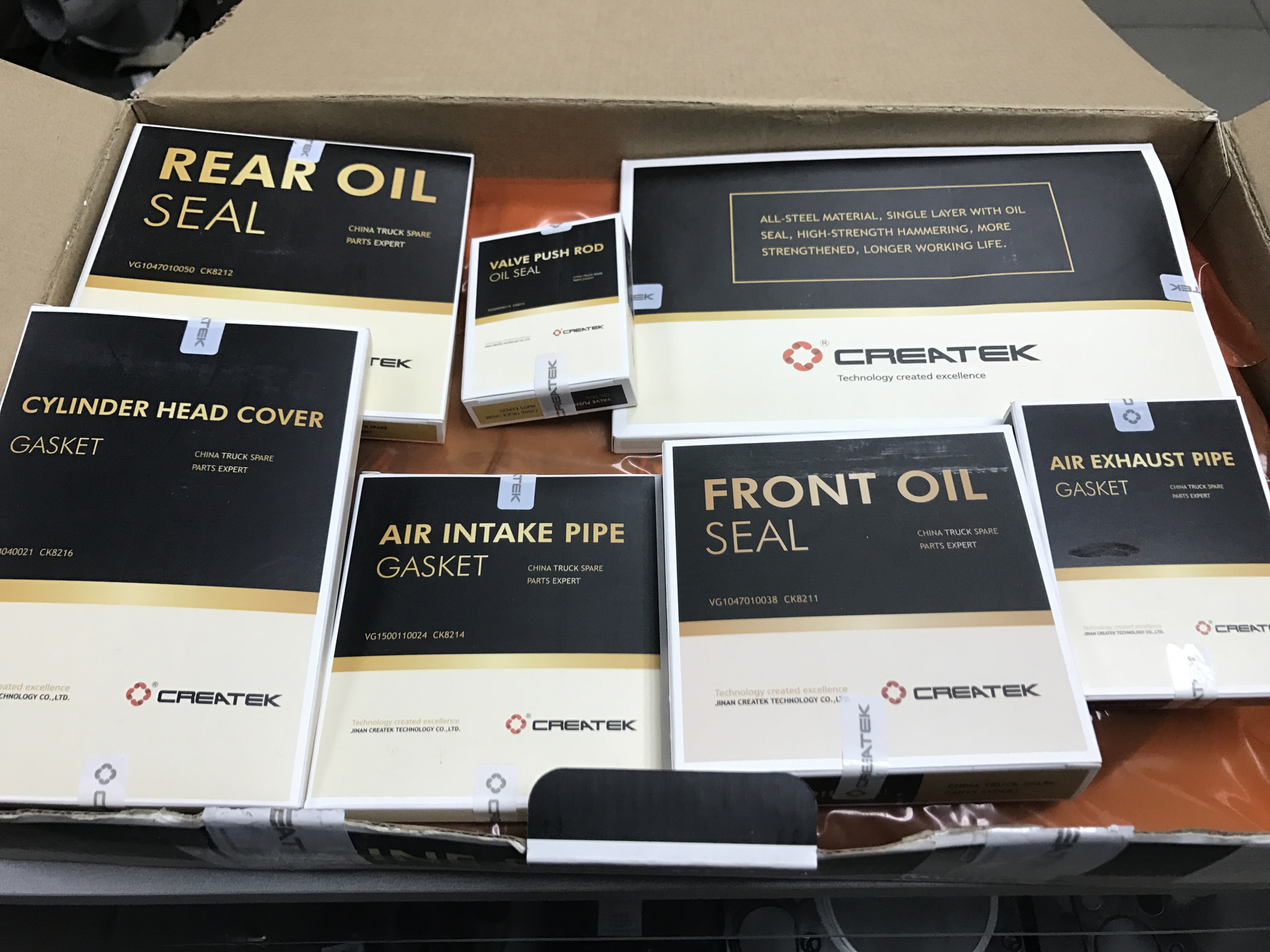 Комплект прокладок двигателя WD618/WD12 CREATEK