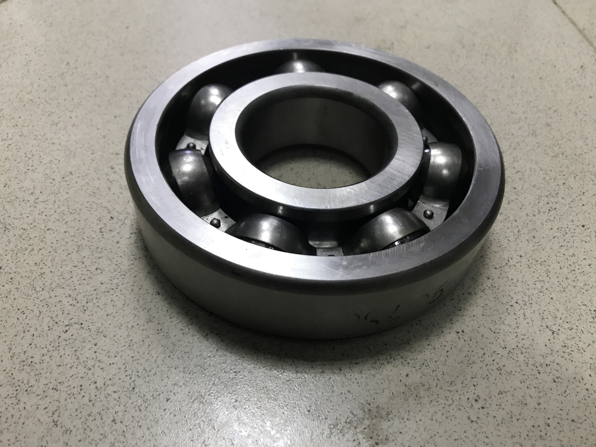 Подшипник редуктора МАЗ среднего моста