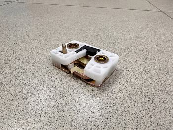 Замок двери HOWO правый