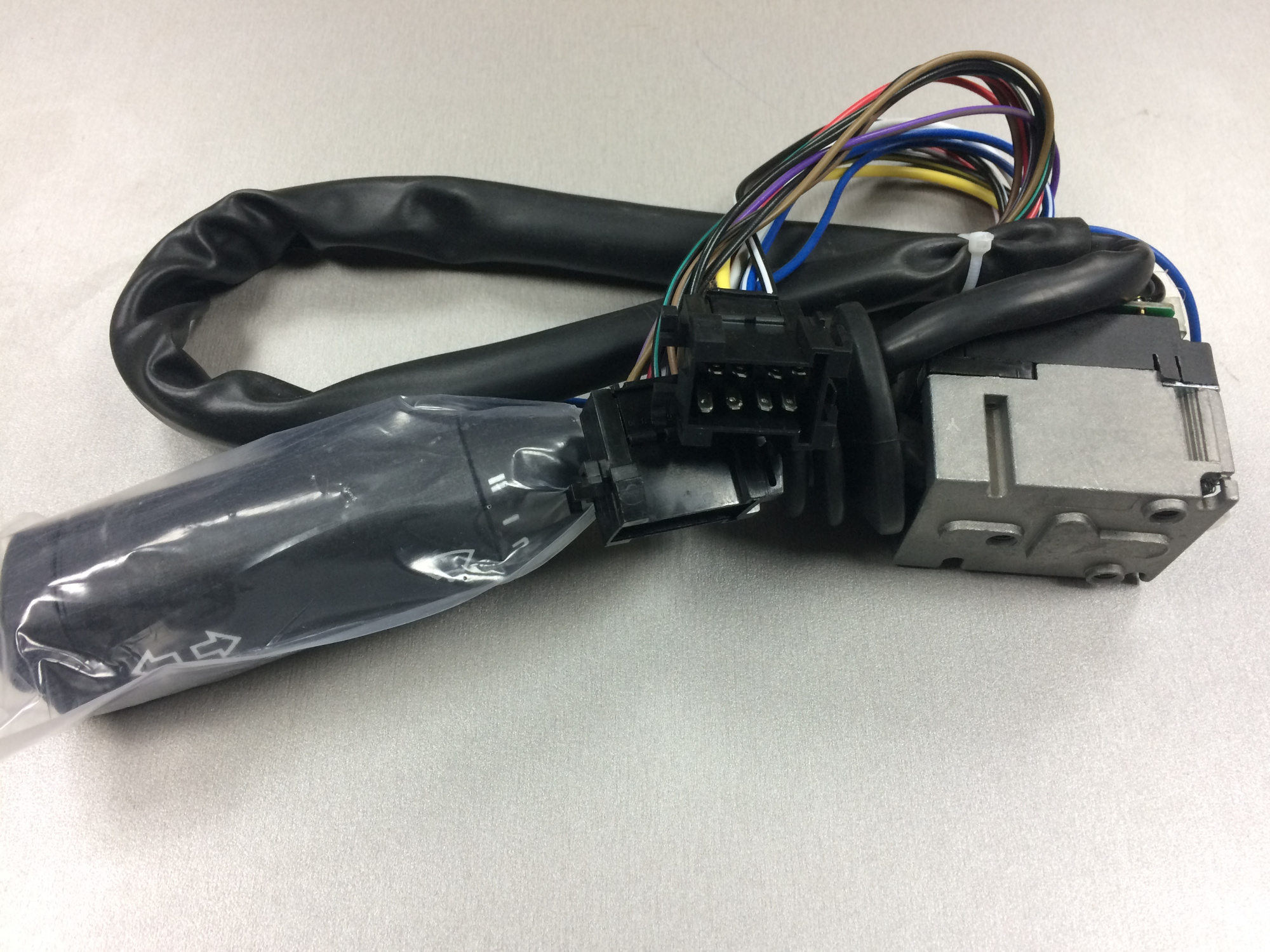 Переключатель поворота подрулевой SHAANXI