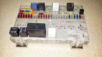 Блок предохранителей и реле SHAANXI