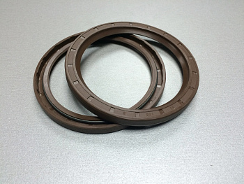 Сальник 85х105х8 задней крышки КПП HOWO,SHAANXI К-Т 2ШТ