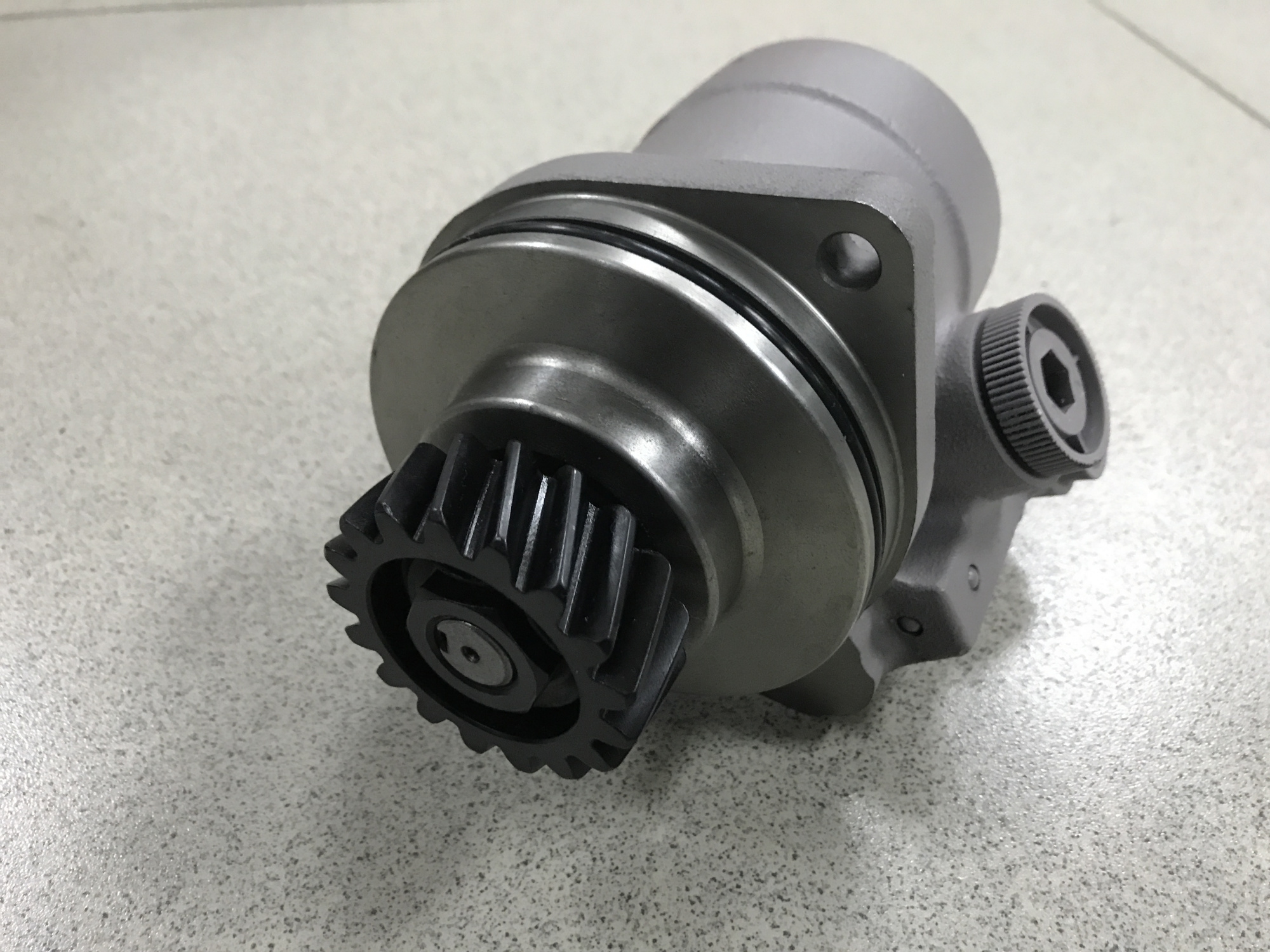 Насос ГУР (D=58мм, шестерня Z=17) SHAANXI,HOWO