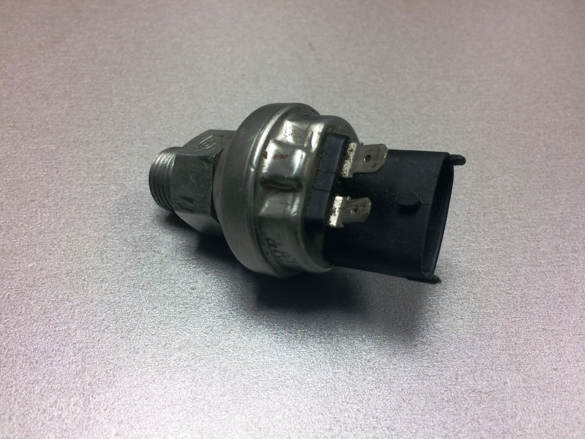 Датчик давления масла SHAANXI WP12