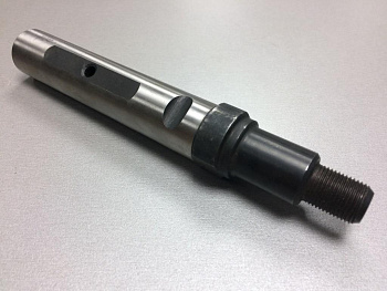 Палец рессоры SHAANXI передней (под гидроцилиндр) L=235