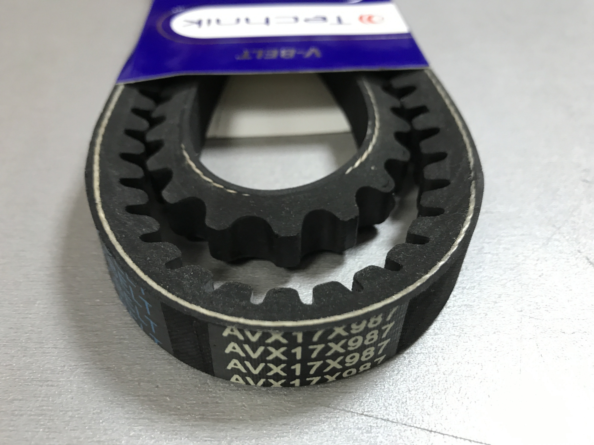 Ремень 987 14*10 (привод насоса Гура) ЯМЗ (зубчатый)