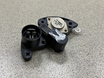 Регулятор напряжения генератора (интегралка) HOWO 