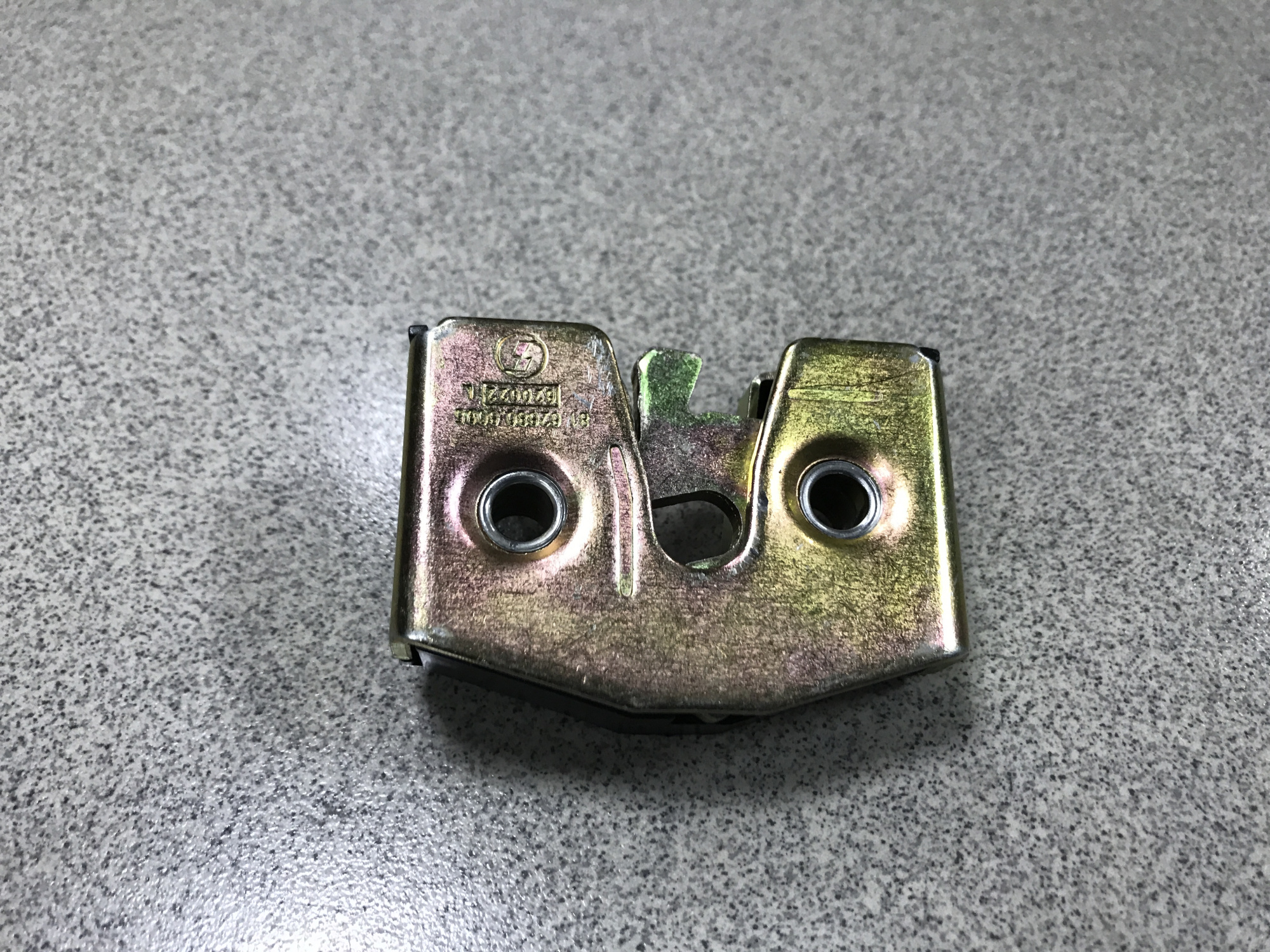 Замок двери SHAANXI левый