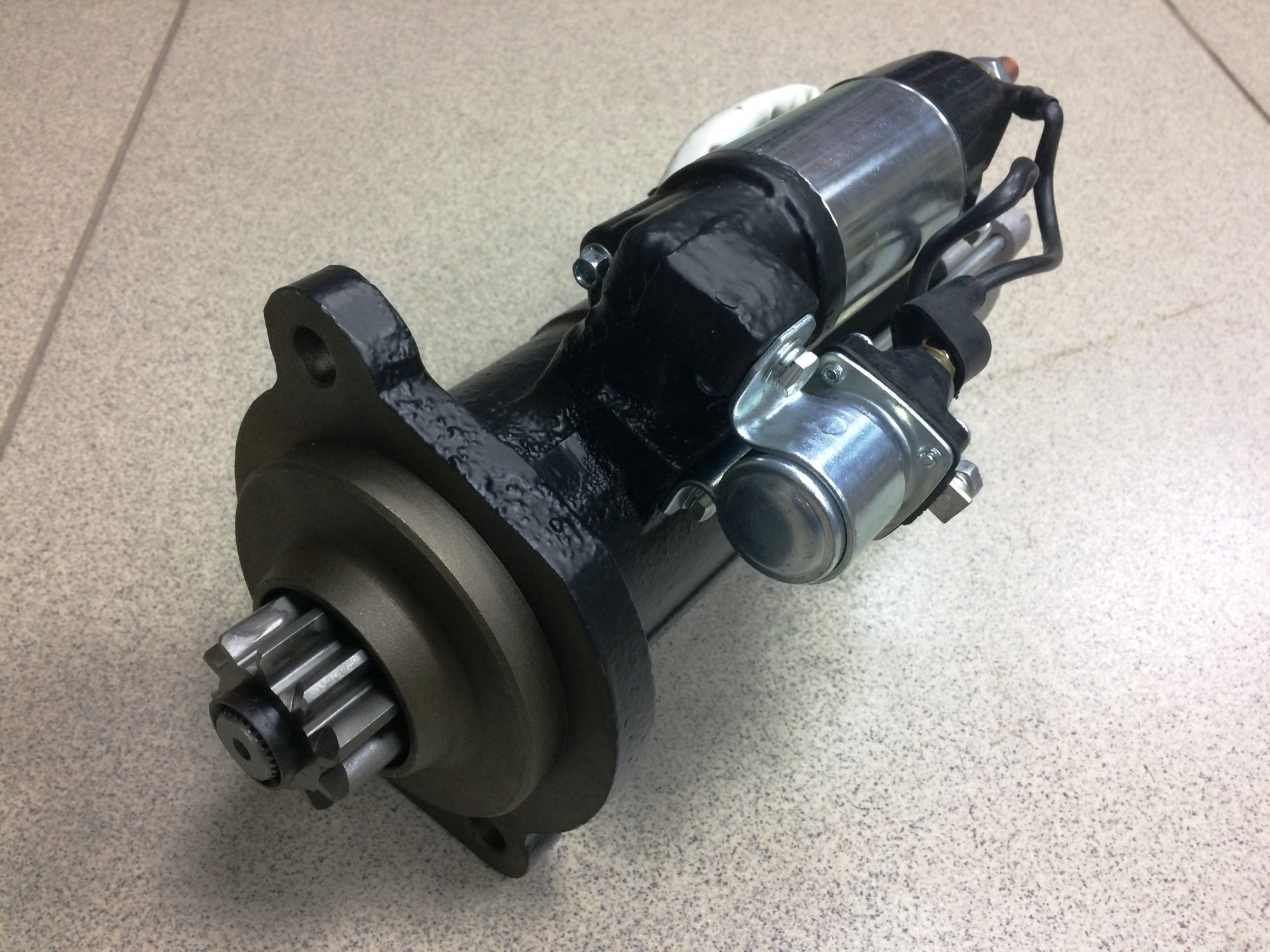 Стартер МАЗ,УРАЛ дв.ЯМЗ-236,238,656,658,7511 редукторный 24V 8.5кВт