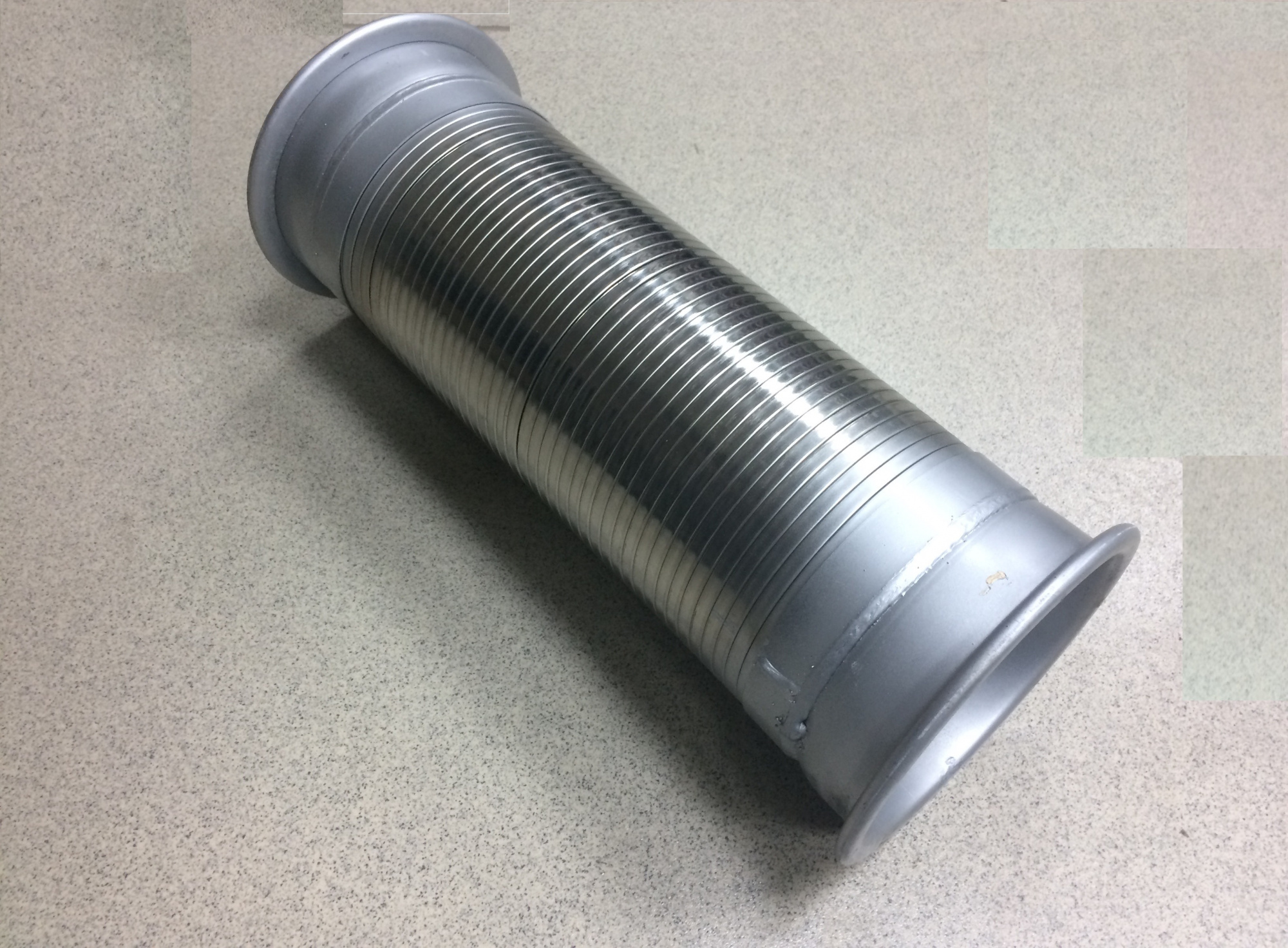 Гофра глушителя SHAANXI без фланцев L=350 Ф125мм