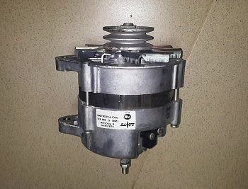 Генератор МАЗ, УРАЛ 28В 47А с ЯМЗ-238