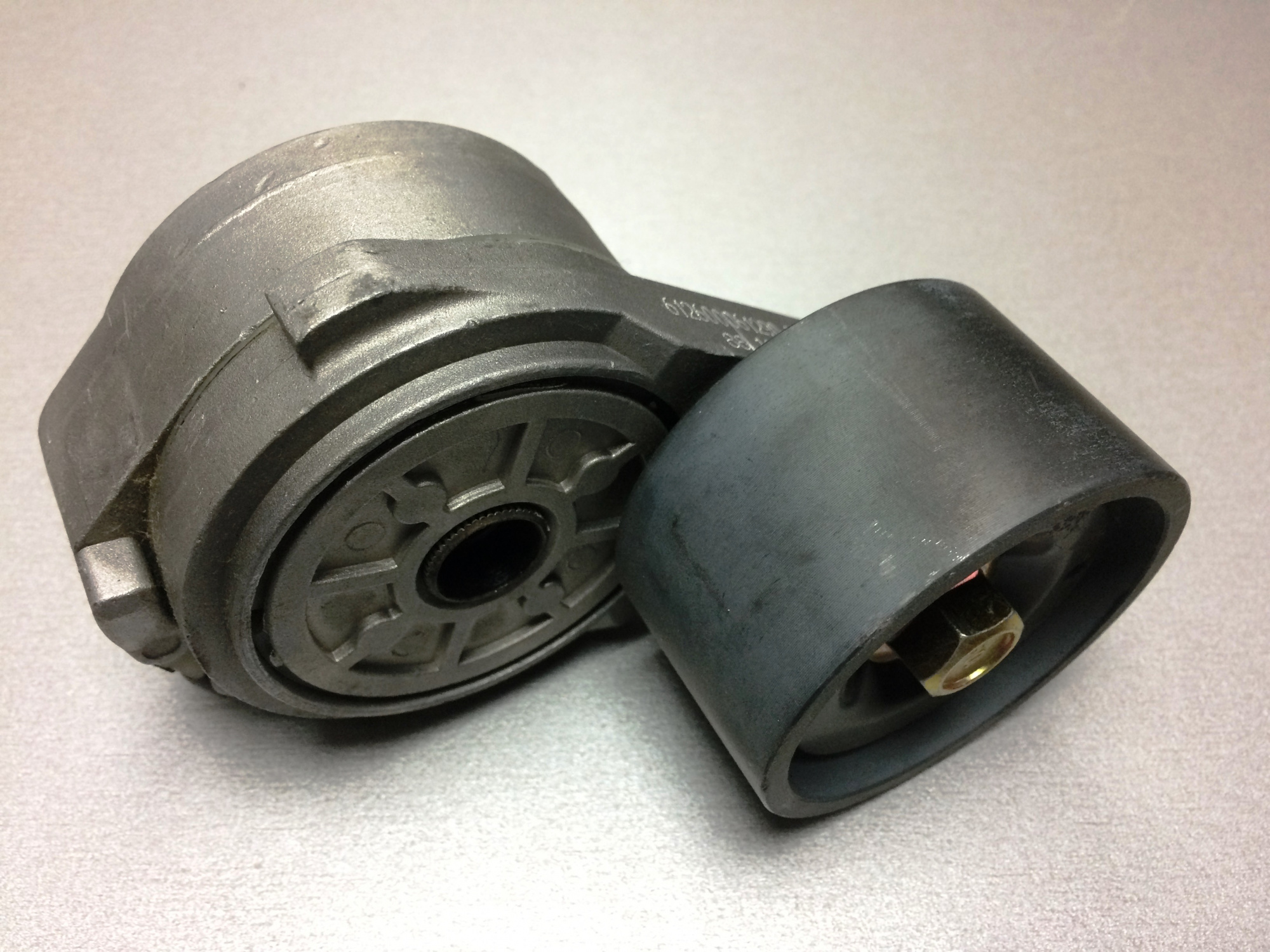 Натяжной ролик WP10.340E32 SHAANXI