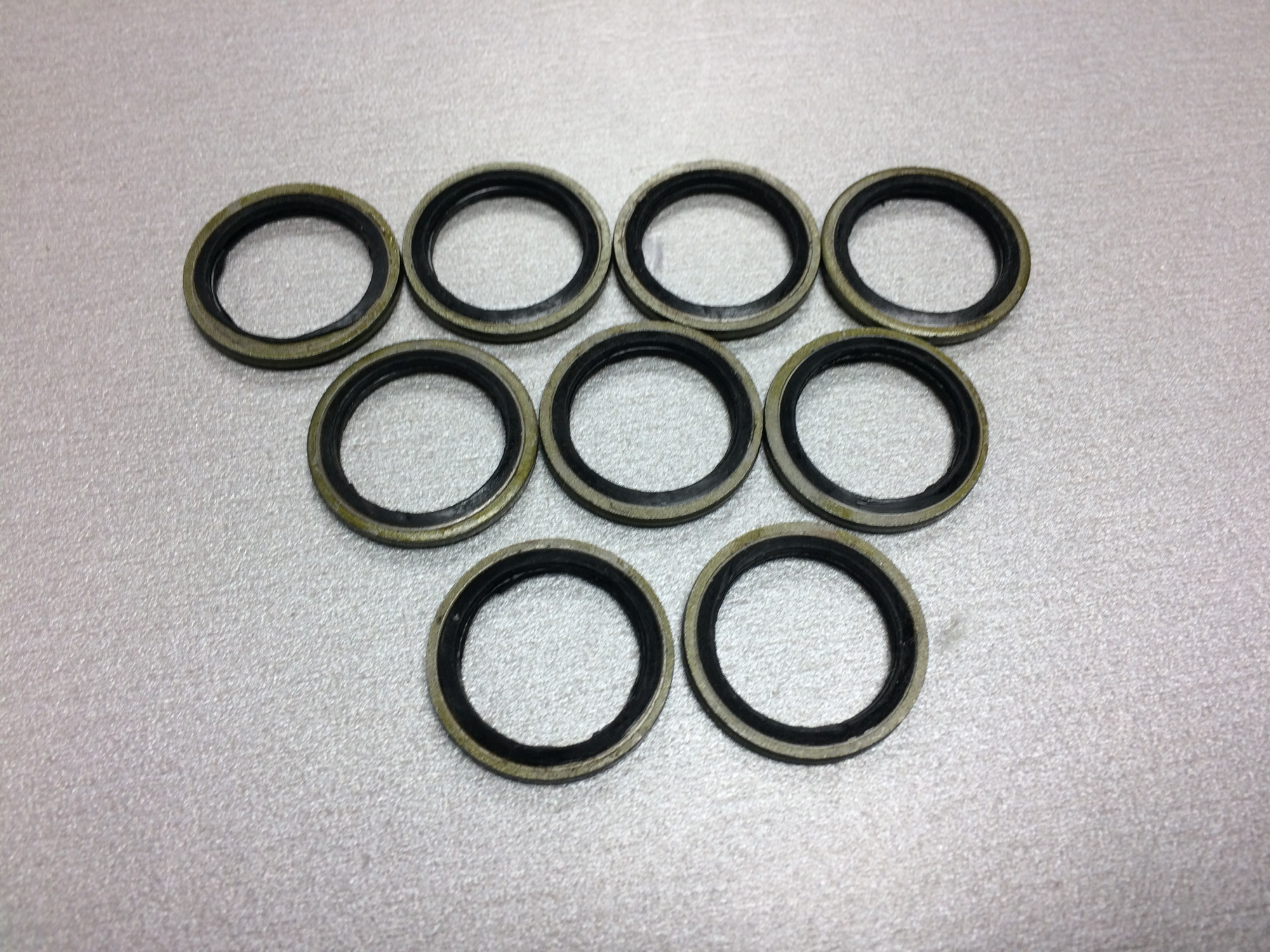 Кольцо соединительное d18 HOWO