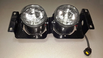 Фара противотуманная HOWO левая 