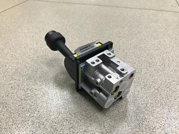 Кран подъема кузова HOWO,SHAANXI 3 выхода 