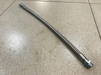 Шланг компрессора HOWO, SHAANXI L=600 М22