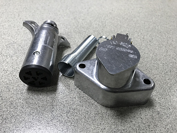 Разъем соединительный розетка-вилка (к-т из 2-х)