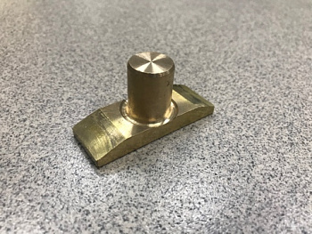 Сухарь вилки демультипликатора КПП HW14710 HOWO 