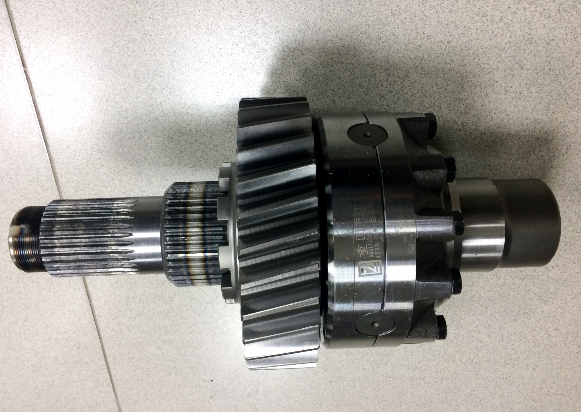 Дифференциал межосевой SHAANXI F3000 мост MAN