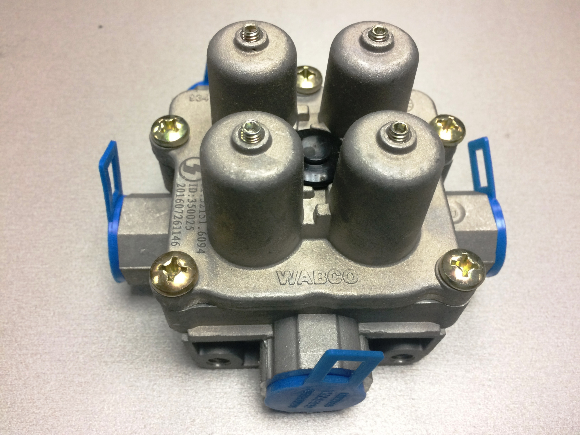 Клапан воздушной системы 4-х контурный SHAANXI